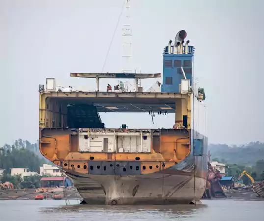 Yieldstreet faces loss in marine loans